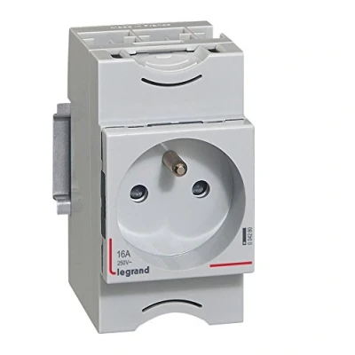 Imagen de Legrand aparamenta modular Toma 2 polos+tierra saliente 10/16a