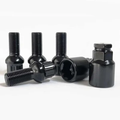 Imagen de TRACER Juego de tornillos rueda antirrobo M14 x 1,5, 27 mm, con 2 adaptadores compatibles Audi, VW, Seat, Skoda