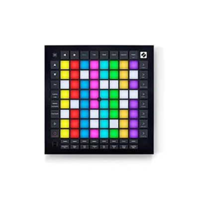 Imagen de Novation Launchpad Pro [MK3] Controlador y secuenciador MIDI de cuadrícula para Ableton Live, Logic hardware, con 64 pads RGB sensibles, reproducción dinámica notas modos Chord Scale