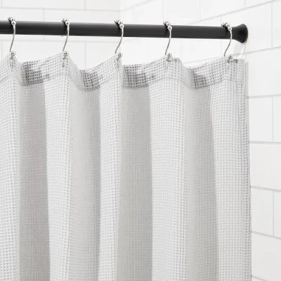 Imagen de Amazon Basics Barra de tensión para Cortina Ducha o Marco Puerta, Negro, 91 a 137 cm