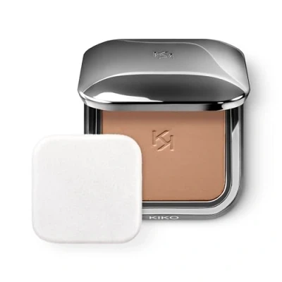 Imagen de KIKO Milano Weightless Perfection Wet And Dry Powder Foundation N160 Base compacta en polvo uniformadora de acabado mate, SPF 30