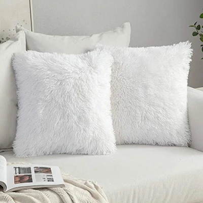Imagen de MIULEE Navidad Funda de Cojines Pelusa Almohada Felpa Sofá Pelo Artificial Suave Invierno Decoracion para Cama Oficina Dormitorio Habitacion Silla Salon 2 Piezas 45x45cm Blanco