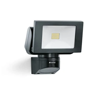 Imagen de Steinel LS 150 Foco LED para exteriores, en color negro, con consumo de 14,7 W, intensidad 1375 lúmenes, cabezal orientable, grado protección IP44 y luz blanca neutra (4000 K)