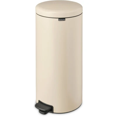 Imagen de Brabantia NewIcon Cubo de Pedal 30L Papelera Grande para Cocina o Dormitorio Tapa Cierre Suave Funcionamiento con Ligero Interior Extraíble Soft Beige 29 x 38 68 cm