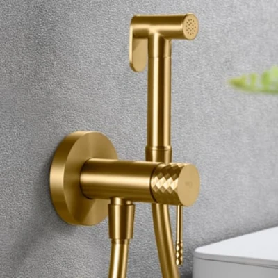 Imagen de IMEX Grifo Bidet Empotrado para WC Ducha Agua Fria y Caliente Higiénica Inodoro Rociador Griferia Sustituto de Serie Génova Color Oro Cepillado