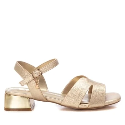 Imagen de XTI Sandalia Mujer Oro Calzado Cómodo y Versátil Moda casual Modelo 14412602 (Talla 37)