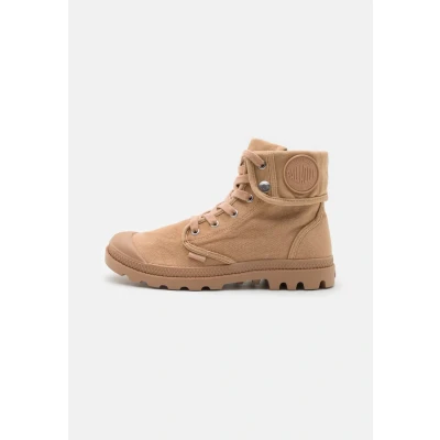 Imagen de Palladium Baggy Botines con cordones, Mujer, Talla: 40, Chai tan Zapatos