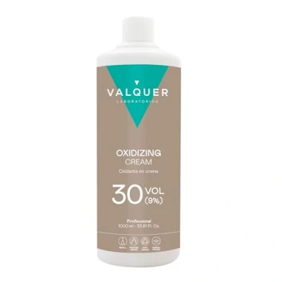 Imagen de Valquer Profesional Oxigenada Estabilizada en Crema, 30 Volumenes (9%) 1000 ml, El ambalaje puede variar