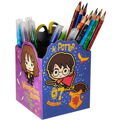 Imagen de Maped Set de Dibujo Colección Harry Potter 35 Piezas para Hacer Manualidades Incluye Tijeras Infantiles, Lápices Colores, Rotuladores Pegatinas y 1 Portalápices Montar