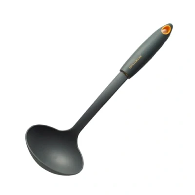 Imagen de Fackelmann Soft Cazo Sopa, Cuchara Sopera de Plástico Apta para Sartenes y Ollas, Revestimiento Antiadherente, Nylon Resistente hasta 200ºC Mango Antideslizante con Tacto Suave, 30x9.7cm, 1 Unidad