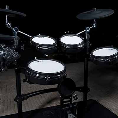 Imagen de Nux DM 7X digital Drum Kit, batería con parches REMO Mesh (tecnología de doble disparo, función coach, Bluetooth, aux in, biblioteca sonidos 18 kits usuario), Negro