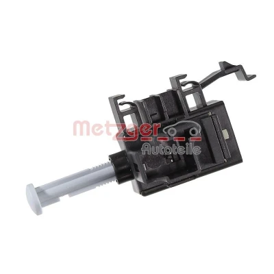 Imagen de METZGER 0911127 Conmutador, accionamiento embrague (control veloc.) FORD: Focus 2, Mondeo 5 Kombi, Galaxy Mk2 MPV, LAND ROVER: Range Rover Evoque
