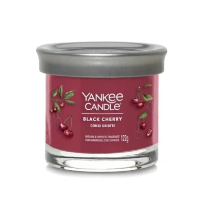 Imagen de Yankee Candle Vela en tarro pequeño de cereza negra