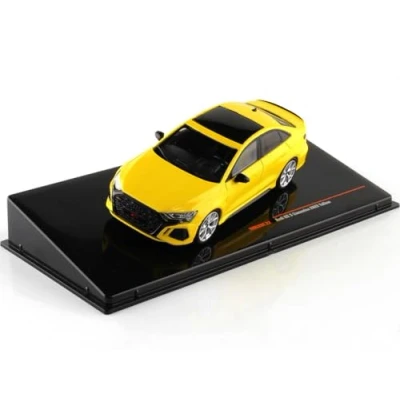 Imagen de Compatible con Audi RS3 Limousine (8Y) Amarillo 1:43 IXO Models MOC332.22
