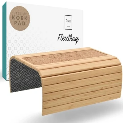 Imagen de D&amp;D Living® Bandeja para Sofá Flexible Reposabrazos con Almohadilla de Corcho Antideslizante 47x34 cm, Bambú Natural Sostenible Grande