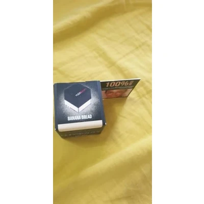 Imagen de HUDA BEAUTY Original EASY BAKE Loose Baking &amp; Setting Powder Polvos sueltos que fijan el maquillaje 20 gramos by BELLA (BANANA BREAD, 20.00 g (Paquete de 1))