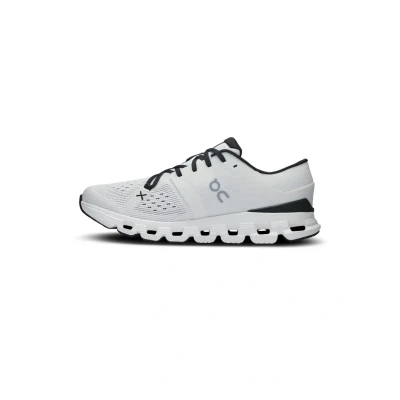 Imagen de On Cloud X 4 Zapatillas de entrenamiento Ivory black, Mujer, Talla: 38, black Zapatos