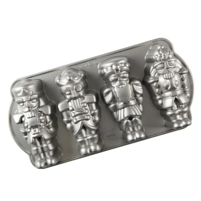 Imagen de Nordic Ware bandeja para tartas de cascanueces, lata hornear Navidad, aluminio fundido, magdalenas mini pasteles, fabricada en los Estados Unidos, color: plateado