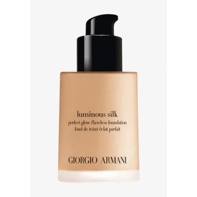 Imagen de Armani Luminous Silk Base de maquillaje 5.9 Medium Neutral 30 ml