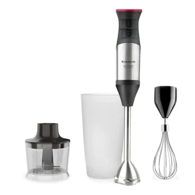 Imagen de Taurus Bapi 1200 Plus Inox Batidora de Mano 1200W potencia Bate y Pica Hiello Agarre Ergonómico 3 Accesorios Vaso 700ml Jarra picadora 1L.