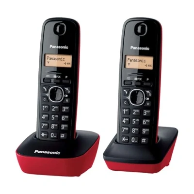 Imagen de Panasonic KX TG1612SPR Teléfono Inalámbrico Digital DECT, Unidad Base y 2 Auriculares, Identificador De Llamadas, Batería Larga Duración, Pantalla LCD, Agenda, Rellamada, Despertador, Rojo