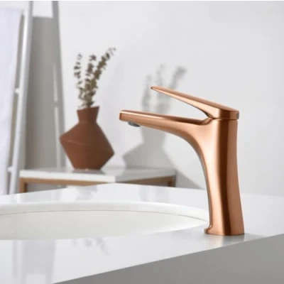 Imagen de IMEX Grifo Monomando Lavabo Baño Mezclador Agua Fria y Caliente sobre Encimera Ahorro de Serie Delos Color Oro Rosa Cepillado
