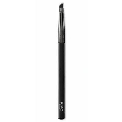 Imagen de KIKO Milano Eyes 62 Slanted Eyeliner Brush Pincel De Corte Oblicuo Para Delineador Ojos, Fibras Sintéticas