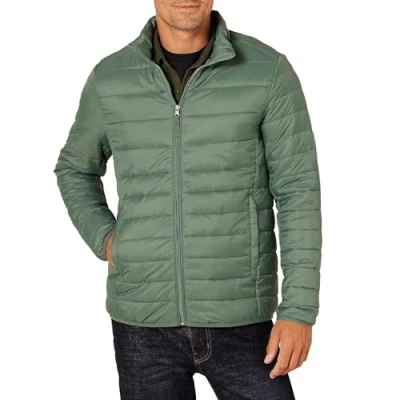 Imagen de Amazon Essentials Chaqueta Acolchada Ligera, Resistente Al Agua y Plegable (Disponible en Tallas Grandes Largos Especiales) Hombre, Verde Abeto, XL