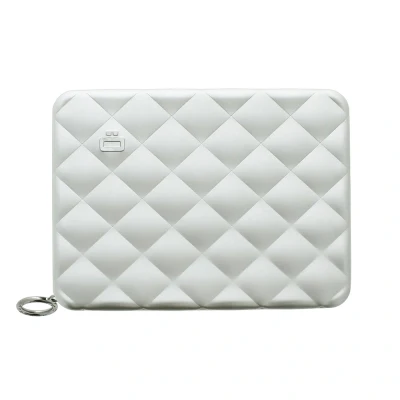 Imagen de Ögon Quilted Passport Holder Silver