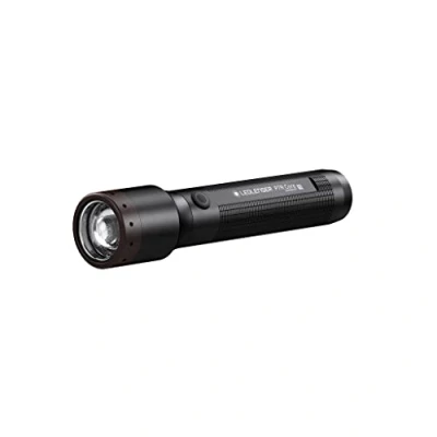 Imagen de Ledlenser Linterna de bolsillo LED multiusos P7R Core, 1400 lúmenes, recargable con batería litio 21700, impermeable IP68, enfocable, haz luz 300m, cable carga magnético USB