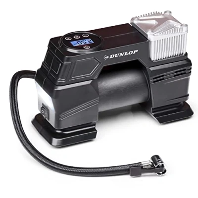 Imagen de Dunlop Compresor de Aire Digital (150 PSI/10 Bar, Incluye 3 Accesorios), Pantalla LED Digital, Color Negro