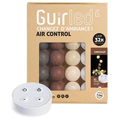 Imagen de GuirLED Guirnalda luminosa bolas de algodón LED USB Mando a distancia inalámbrico Luz nocturna bebé 2h Adaptador red doble 2A incluido 4 intensidades 32 3,2 m Chocolate