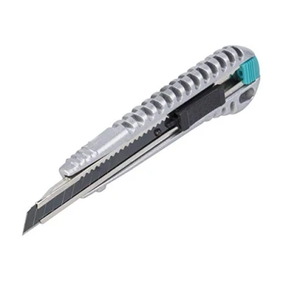 Imagen de wolfcraft Cúter de cuchillas separables metálico 9 mm con cuchilla negra &quot;Profi Sharp&quot; I 4305000 Para cortar precisión cartón, láminas plástico y papel
