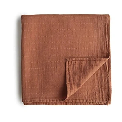 Imagen de Mushie Muslin Baby Swaddling Blanket Manta Envolvente para Recién Nacidos de 0 3 Meses Algodón Orgánico Saco Dormir Prelavado Bebés Hecho en Dinamarca Auburn