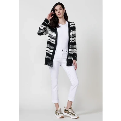 Imagen de Chaqueta larga de tricot para mujer color negro