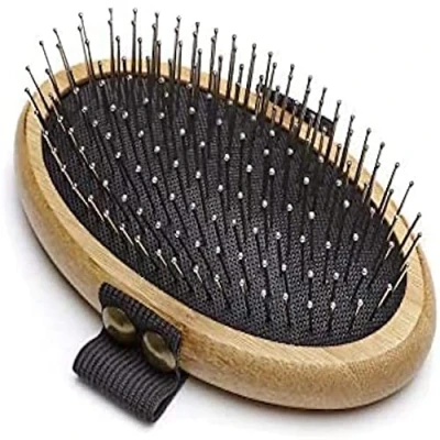 Imagen de Mikki Cepillo de Mano con Púas Hecho Bambú, para Pieles Densidad Media a Alta, Perros y Gatos, Fabricado Bambú Sostenible, Cepillado Suave 100 g