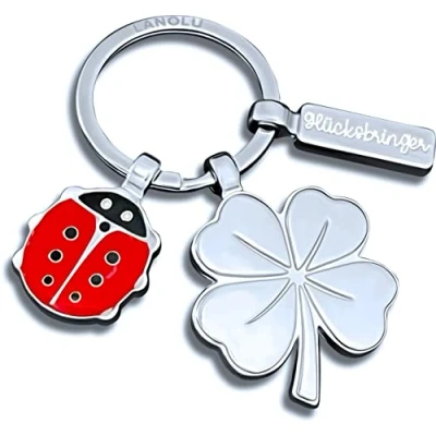 Imagen de LANOLU llavero amuleto de la suerte con colgante trébol y mariquita, para coche, suerte, operación prueba éxito, buena regalo, plata, S
