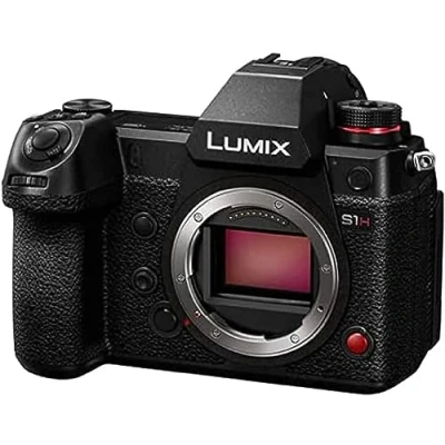 Imagen de Panasonic Lumix DC S1HE K Cámara Sin Espejo, Grabación De Vídeo 6K con Pantalla Abatible (Captura Imagen Completa, Interna 4:2:2 10 bits, Sólo Cuerpo Cámara, Negro)
