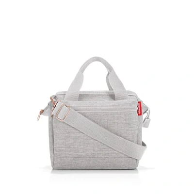 Imagen de reisenthel Allrounder Cross Twist Sky Pink Pequeña Bolsa Crossbody con Correa de Hombro Desmontable y Ajustable Fabricada en Material hidrófugo