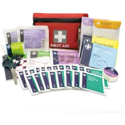 Imagen de LEWIS PLAST Kit Completo De Primeros Auxilios 92 Piezas Al Aire Libre Que Cumple Con Las Normas Europeas Para Interiores Y Actividades
