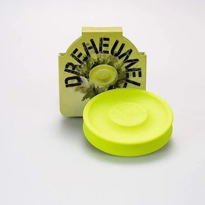 Imagen de Dreheumel Mini Frisbee El pequeño Disco Volador con una Distancia de Lanzamiento hasta 60 Metros Juguete Verano Made in Germany