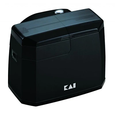 Imagen de KAI Afilador de cuchillos eléctrico 15 ángulo AP 118S con unidad afilado cerámica, pies antideslizantes, dimensiones 13,8 x 11,1 10,5 cm Incluye pulido