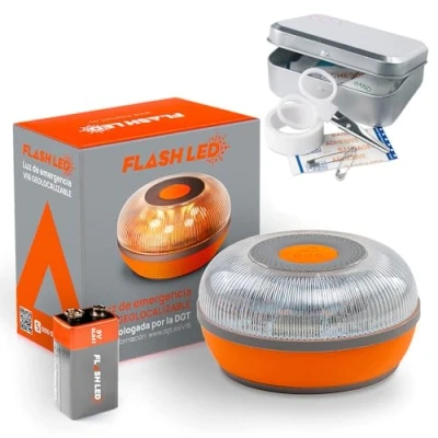 Imagen de FLASH LED SOS Luz DE Emergencia V16 Conectada Homologada DGT 3.0 OBLIGATORIA, SIM y Servicio Datos Incluido hasta 2038, Base Imantada, Resistencia IP54 + Set Caja Mini Primeros Auxilios
