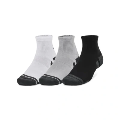Imagen de Under Armour UA Performance Tech 3pk Qtr calcetines de deporte unisex, transpirables con tecnología antiolor, color gris/blanco/gris azabache
