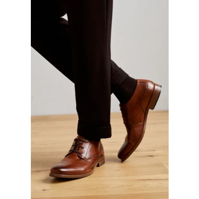 Imagen de bugatti Licio ECO Zapatos de vestir, Hombre, Talla: 42, Cognac