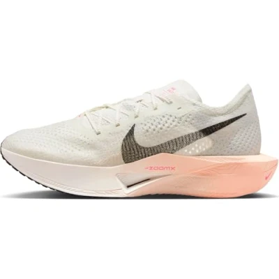 Imagen de NIKE Vaporfly 3, Sneaker Hombre, Sail Black Crimson Tint Guayaba Ice, 42.5 EU