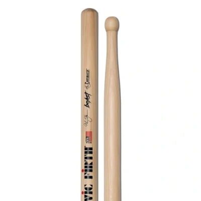 Imagen de Vic FIrth Baqueta para cajas serie Corpsmaster® Signature Thom Hannum &#039;Beast&#039; Punta de Madera