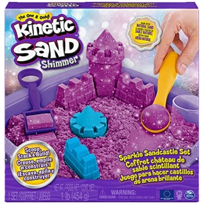 Imagen de Kinetic Sand Shimmer Juego de arenero con arena mágica brillante 454 g en color morado, bañera y accesorios para jugar interiores a partir 3 años