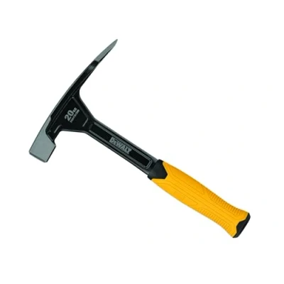 Imagen de DeWalt Martillo de albañilería, 567 g, resistente, con hoja cincelada extra ancha y mango ergonómico.