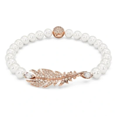 Imagen de Swarovski Pulsera Nice, con Cadena de Crystal Pearls, Motivo Pluma en Pavé Rosa, Baño Tono Oro L